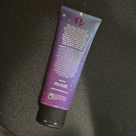 Twilight Zoned Tranquil Amethyst Body Crème - Picture 2 of 2